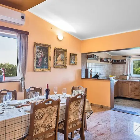 Haus Rustica Prázdninový dům Pula