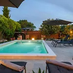 Haus Rustica Prázdninový dům Pula