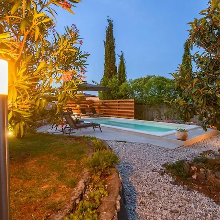 Haus Rustica